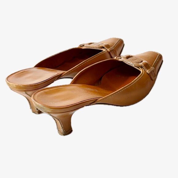 Salvatore Ferragamo Slip-On Kitten Heels in Saddle  Mule Pumps in Saddle sz 9.5 - Picture 4 of 13